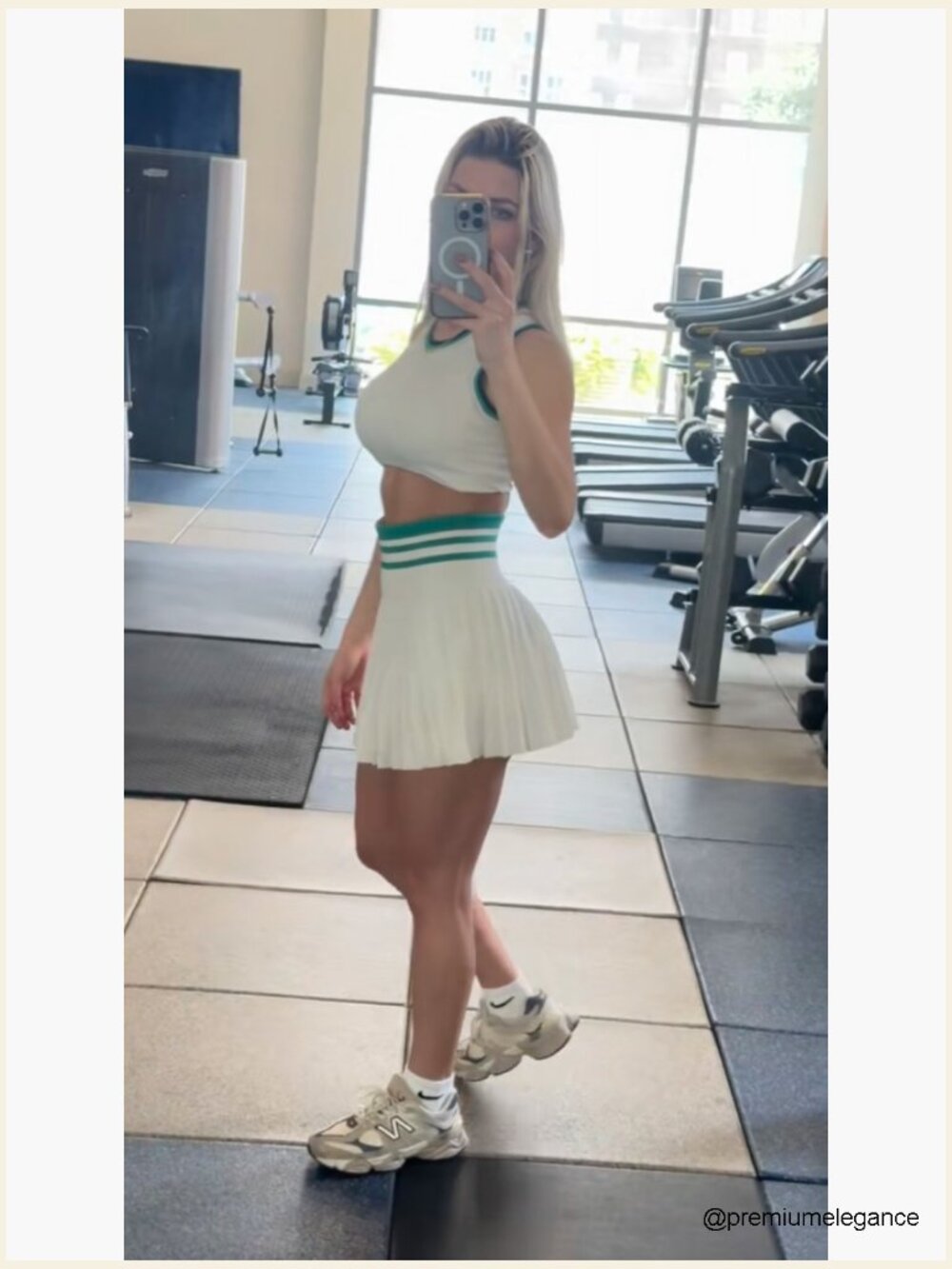Two Piece Tennis Skirt Set High Waisted Pleated Athletic Golf Skirt with Pockets - Picture 7 of 7